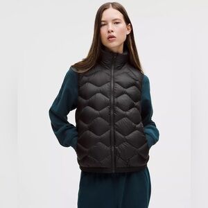 Lululemon Athletica Featherweight Down Quilted Black Puffer Vest